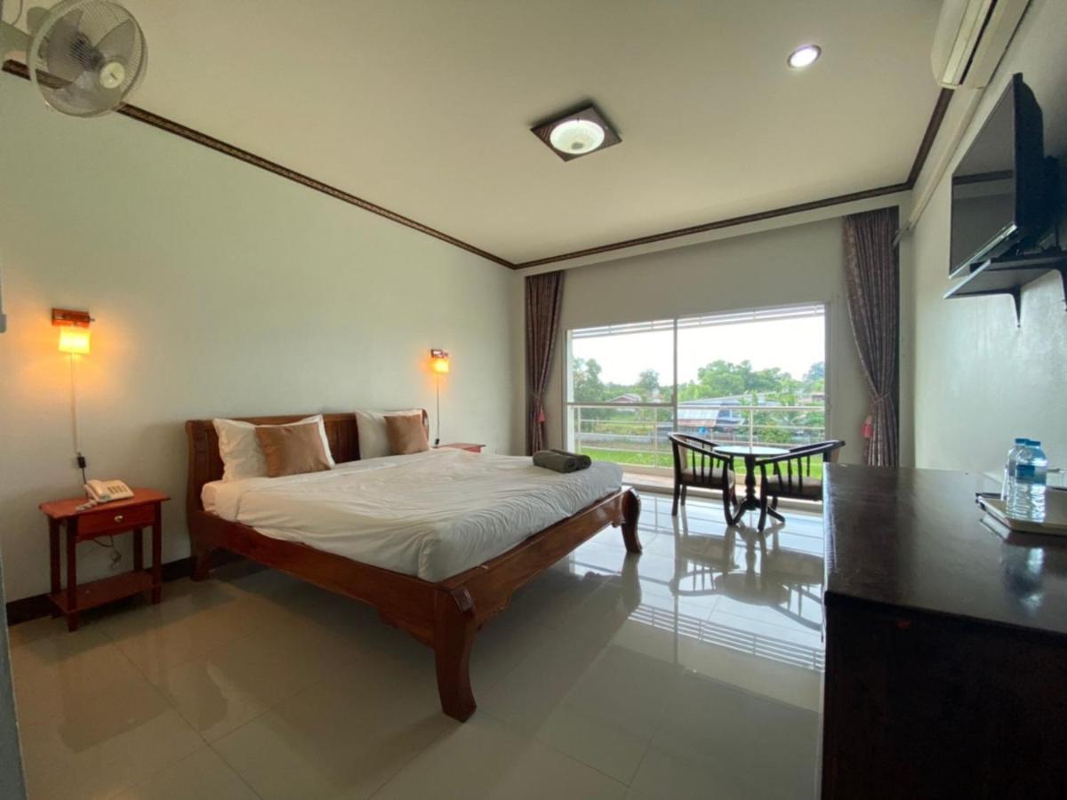 Mayuree Resort Ούντον Τάνι Εξωτερικό φωτογραφία