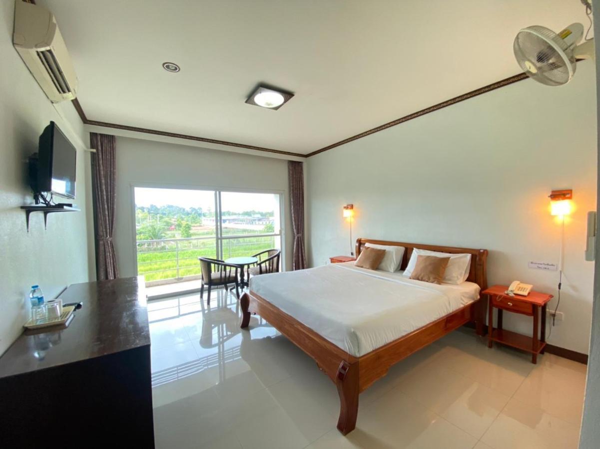 Mayuree Resort Ούντον Τάνι Εξωτερικό φωτογραφία